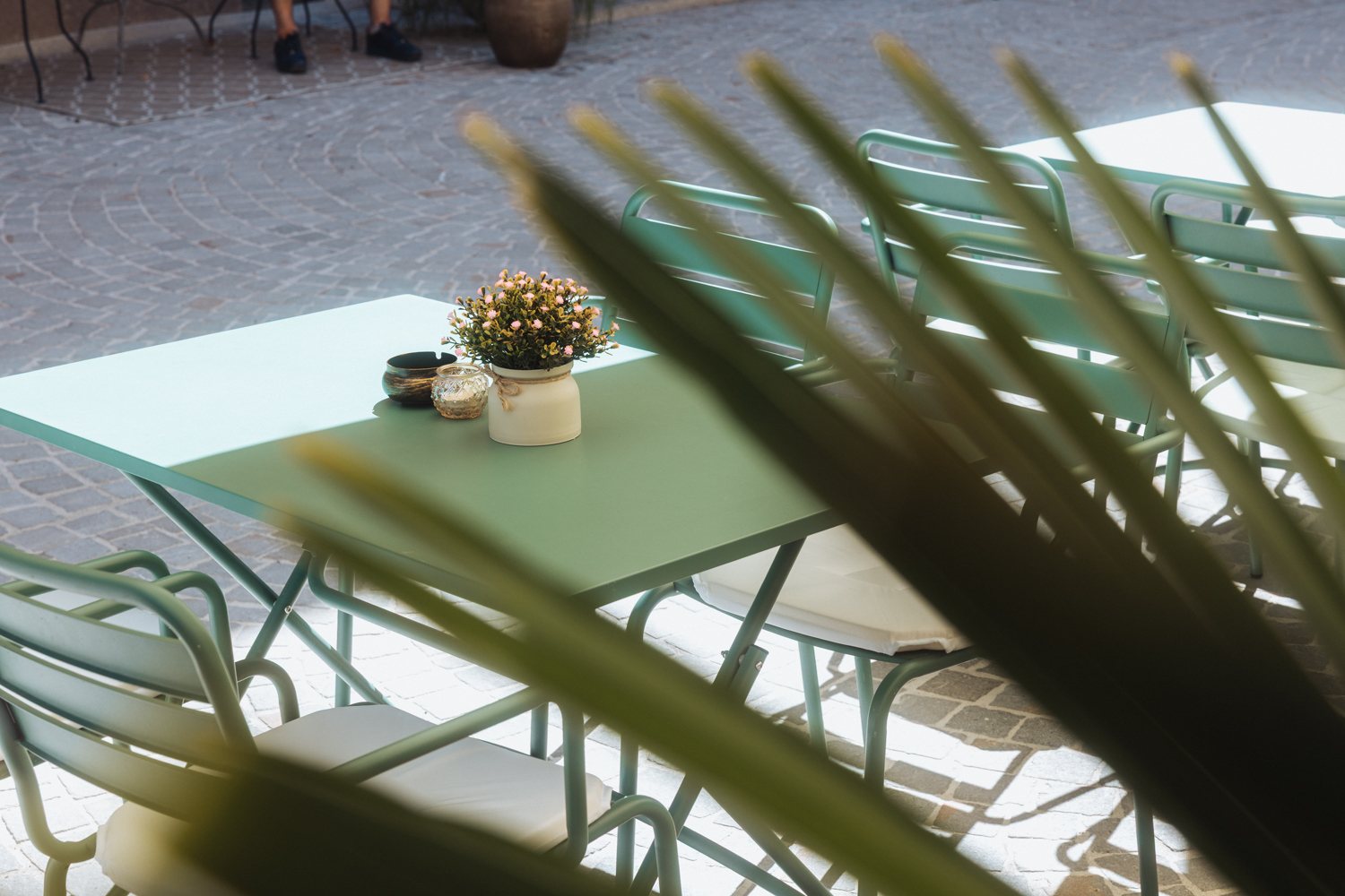 Tischdeko mit Blumenstöckli