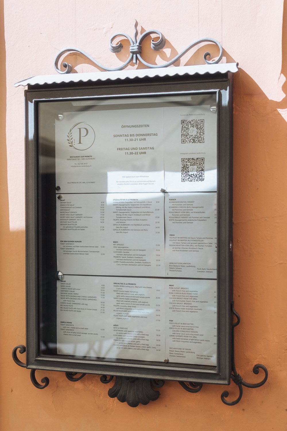 Wandschaukasten mit Speisekarte